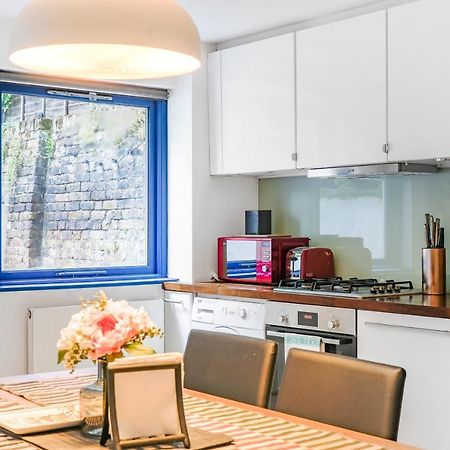 Spacious 2 Bedroom Apartment In Camden لندن المظهر الخارجي الصورة