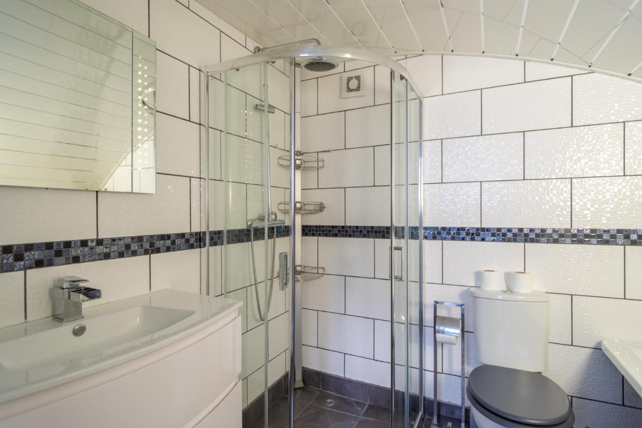 Spacious 2 Bedroom Apartment In Camden لندن المظهر الخارجي الصورة