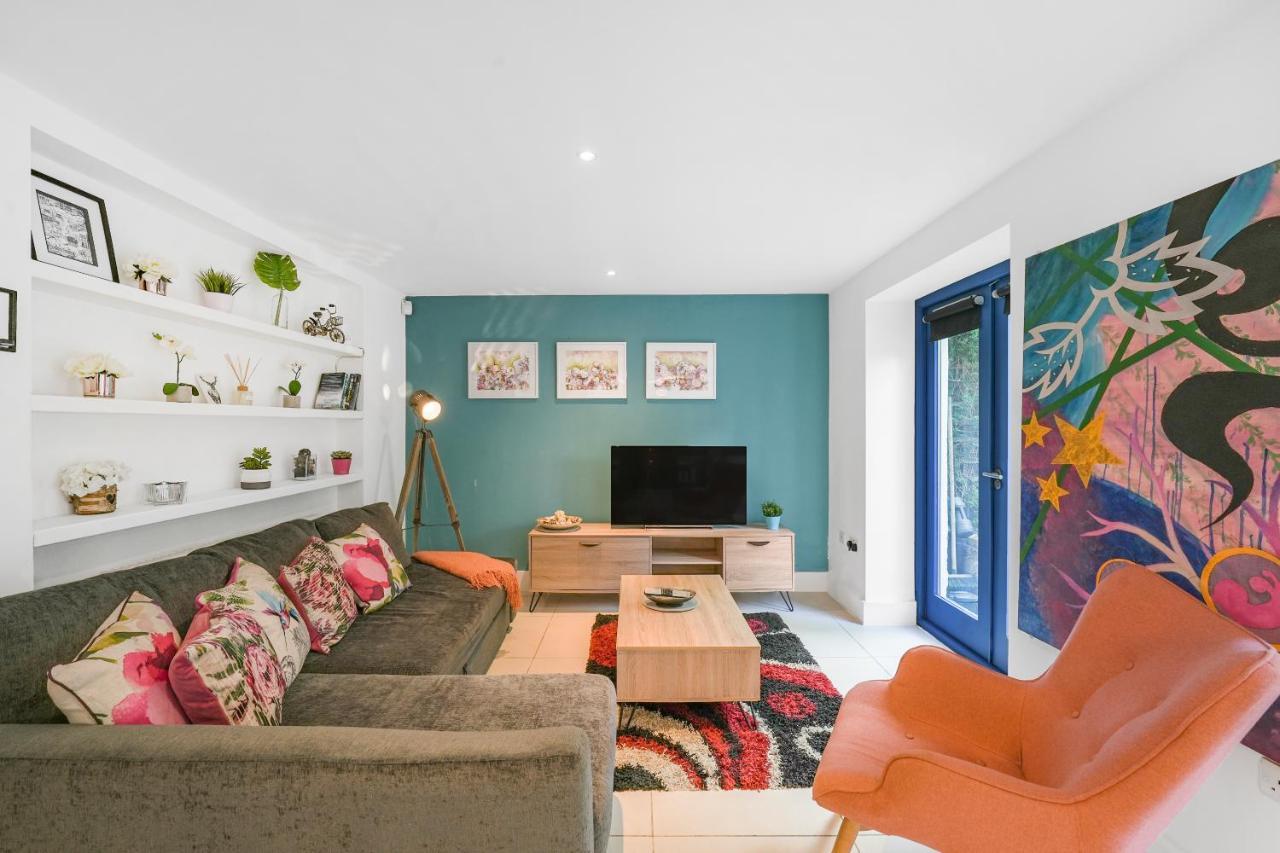 Spacious 2 Bedroom Apartment In Camden لندن المظهر الخارجي الصورة
